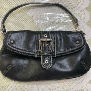 Nine West Elegant Black Leather Handbag
